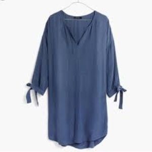 Tie sleeve tunic dress
